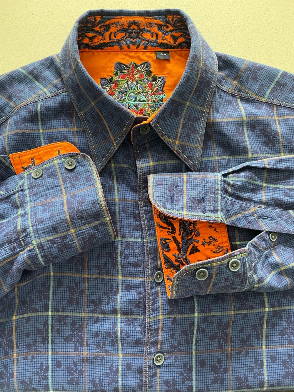 Robert Graham - all cotton dress shirt Size Medium